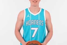 今夜突围战来临，夏洛特黄蜂围绕欧篮联止住颓势，信心回归，纪律约束更严格(邓拓中国救荒史)-九游体育