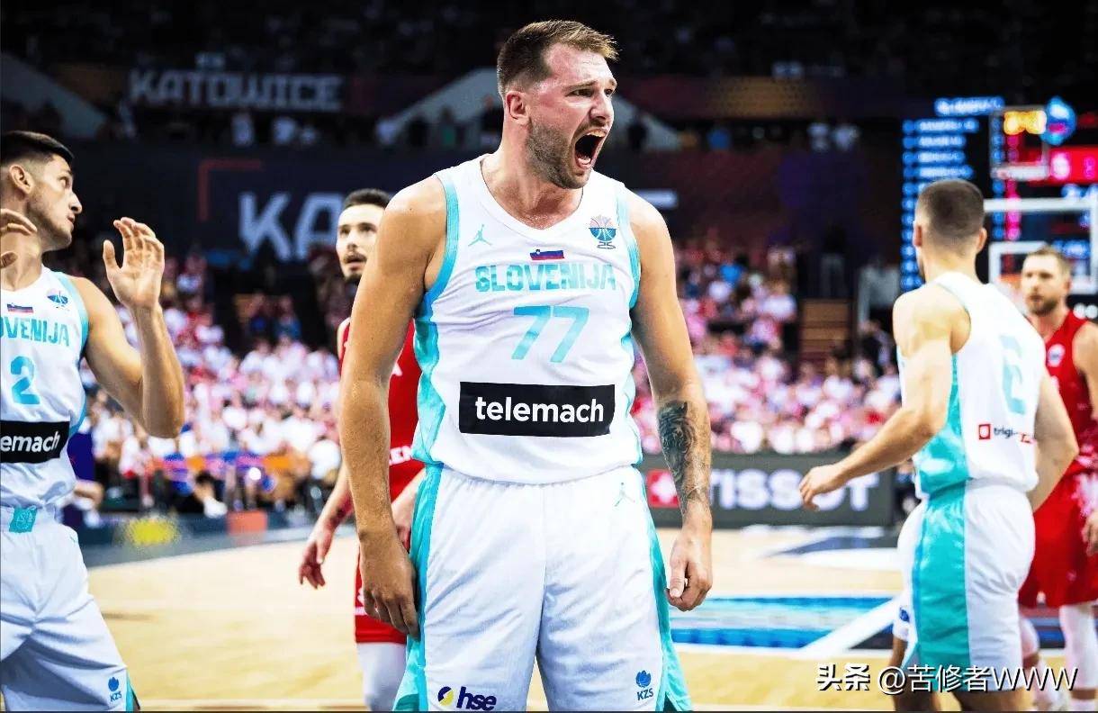 包含美国队带队取胜！，东契奇重要时刻出色防守观众掌声雷动的词条